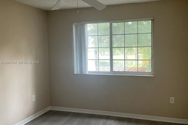4195 N HAVERHILL RD 318