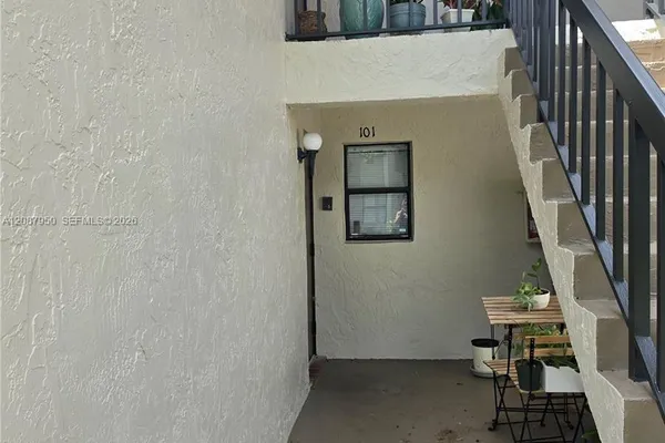 9708 HAMMOCKS BLVD 101-32