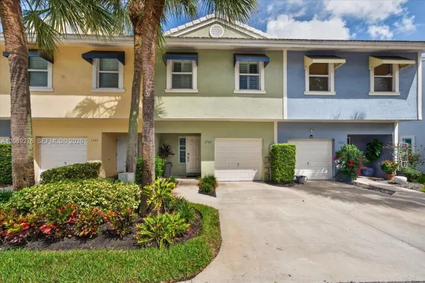 1765 NE 4TH AVE E3