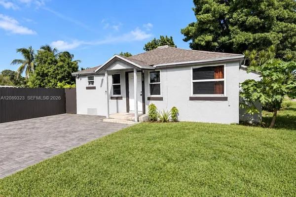 10805 NW 10TH AVE