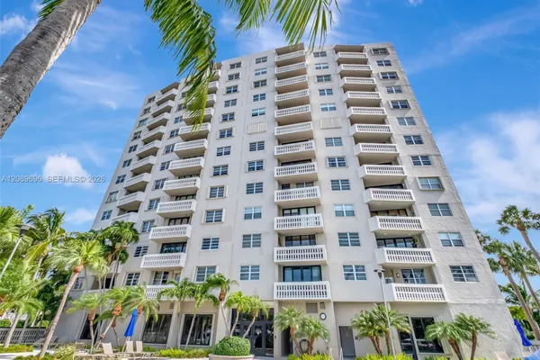 90 EDGEWATER DR 327