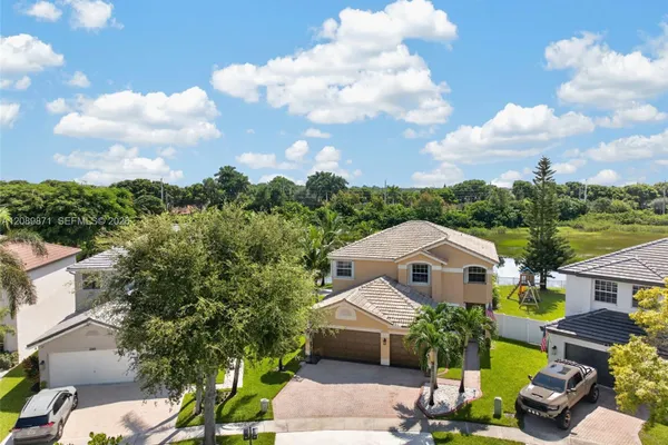 3379 SW 173RD TER