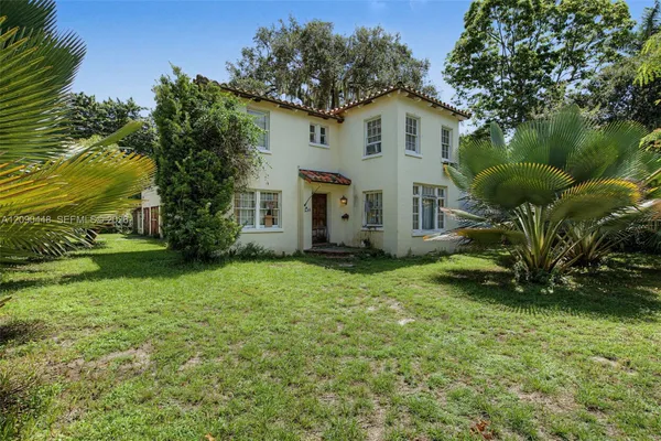 931 NW 14TH CT