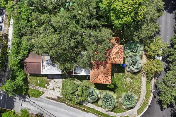 931 NW 14TH CT