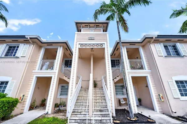 2665 NE 4TH ST 204