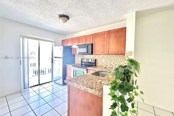 2575 SW 27TH AVE 509