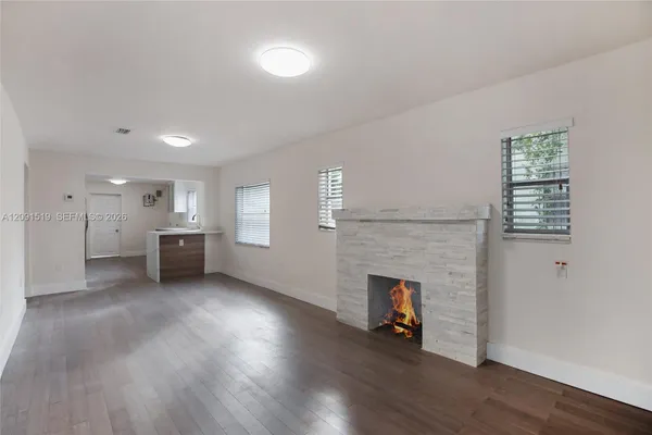 522 NW 47TH TER