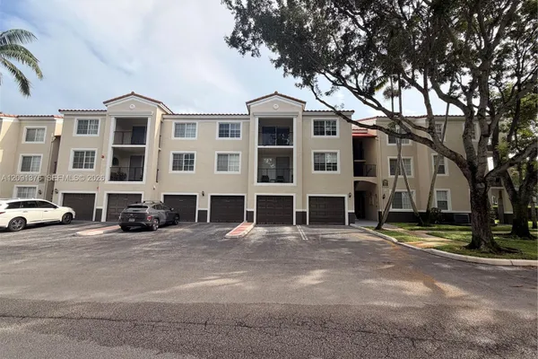 2360 E PRESERVE WAY 206