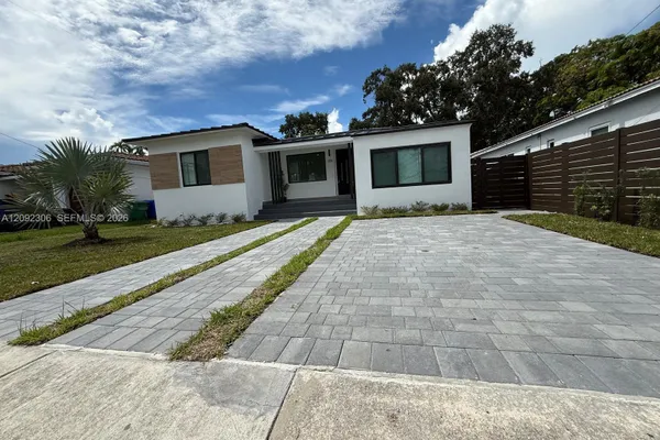 2350 SW 22ND AVE