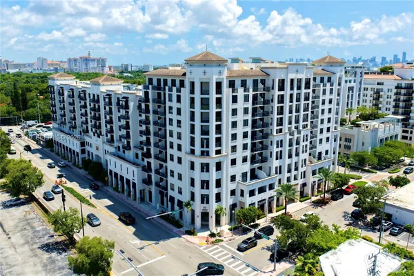 301 ALTARA AVE 418
