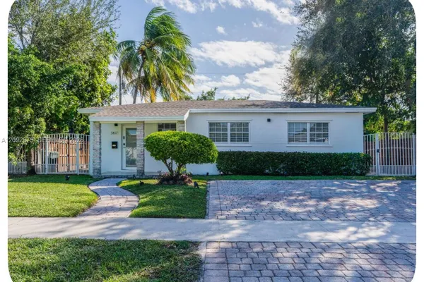 3811 NW 66TH AVE