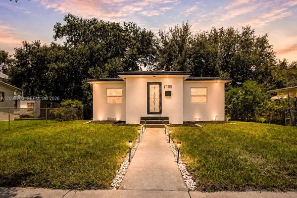 1785 NW 52ND ST