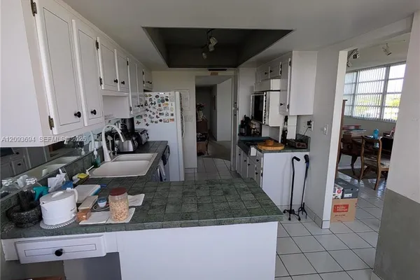 11930 N BAYSHORE DR 502