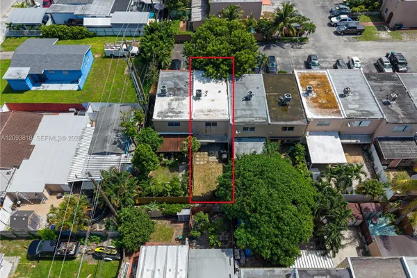 17086 NW 55TH AVE