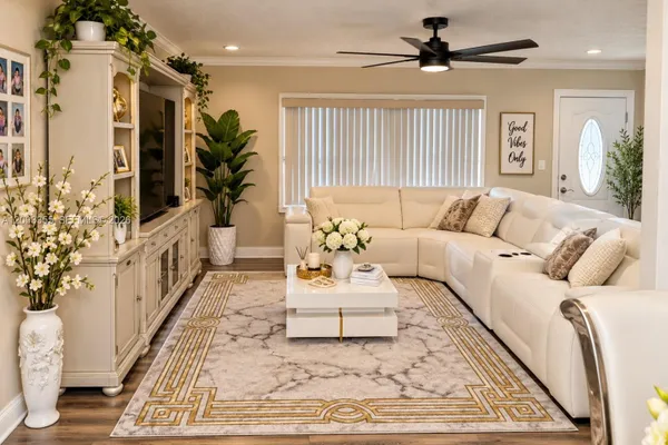 6604 BOULEVARD OF CHAMPIONS