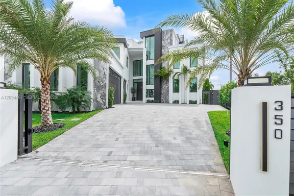350 CIRCLE DR