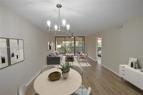 8592 W SUNRISE BLVD 303