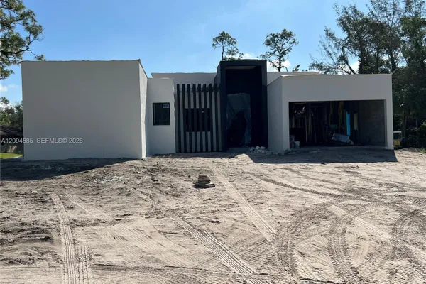 5810 NW 66TH AVE