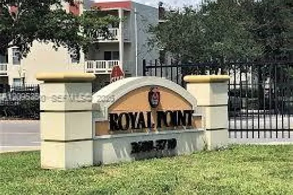 3710 NW 21ST ST 109