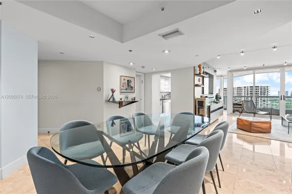 21055 YACHT CLUB DR 1703