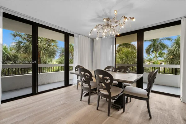 23200 CAMINO DEL MAR 305