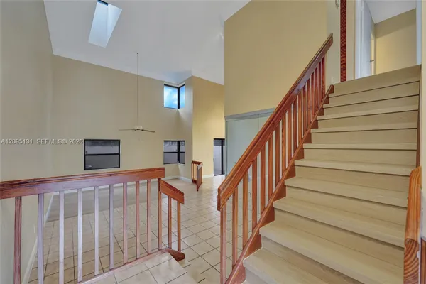 1043 SW 113TH TER