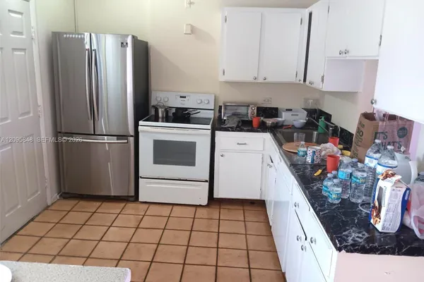 3545 NE 166TH ST 304