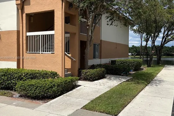 704 NW 92ND AVE 704