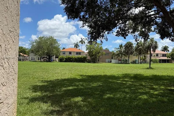 3450 PINEWALK DR 421
