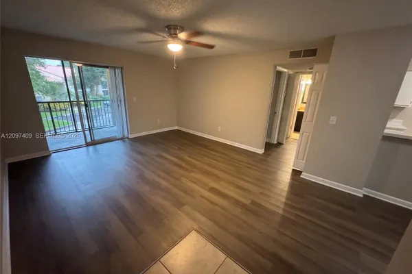 1265 SW 46TH AVE 2202