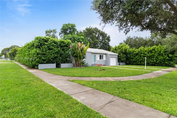 202 NW 92ND ST