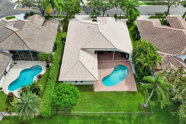 2649 MILLER CT