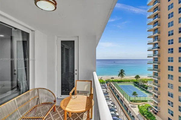 1904 S OCEAN DR 905