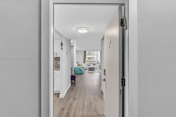 1904 S OCEAN DR 905