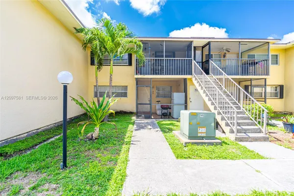 15609 SW 73RD CIR TER 8-5