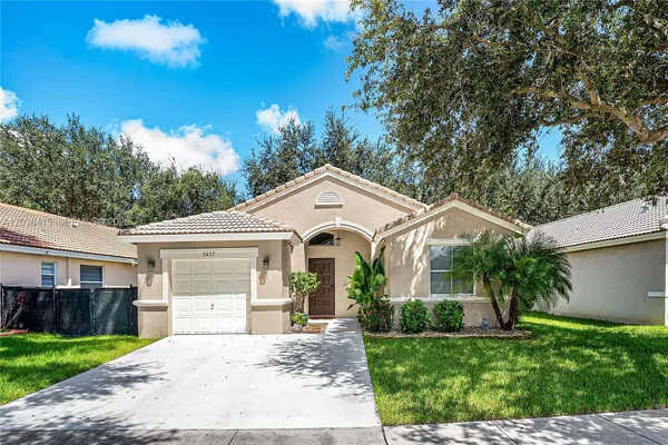 5437 NW 50TH CT