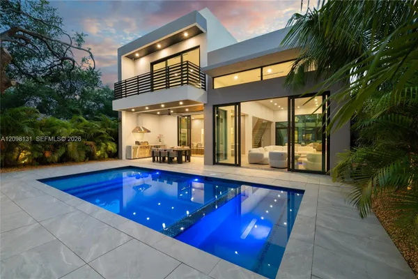 280 NW 47TH ST