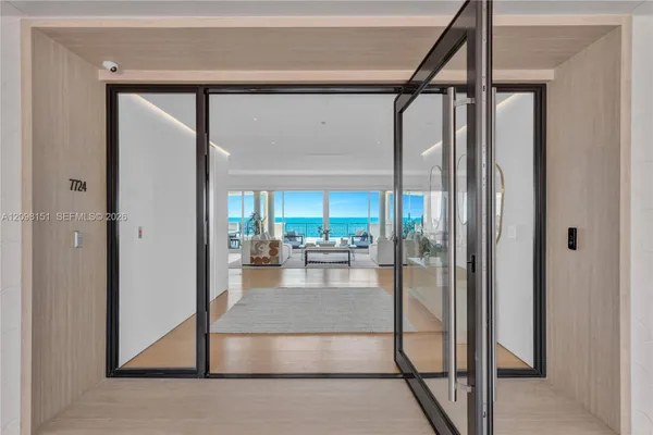 7724 FISHER ISLAND DR 7724