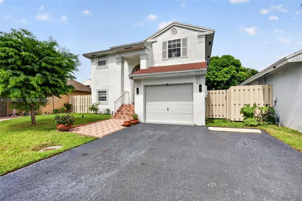 10747 NW 37TH PL