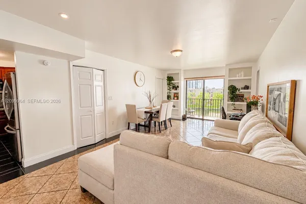 4705 NW 7TH ST 408-7