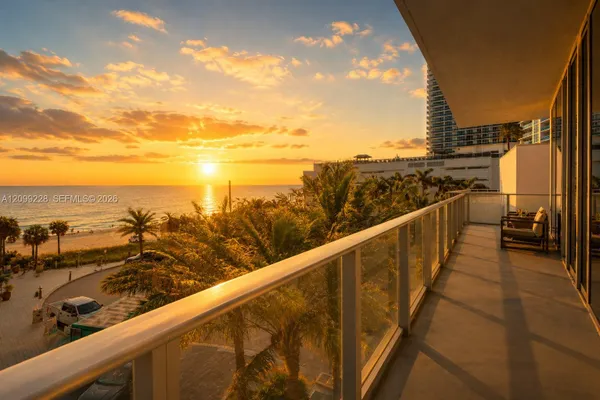 4111 S OCEAN DR 305