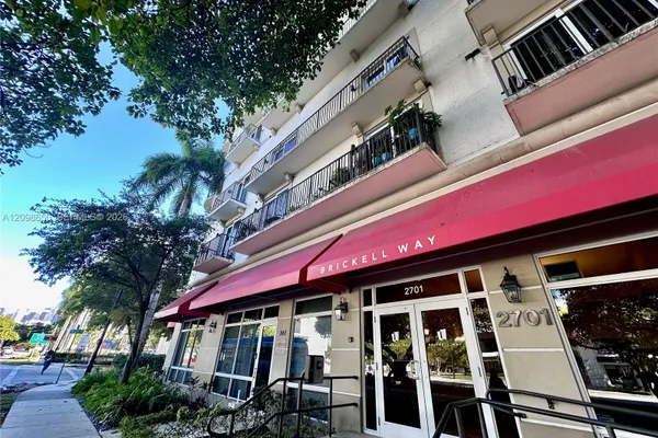 2701 SW 3RD AVE 202