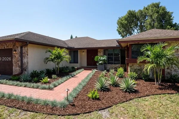 11301 NW 44TH ST