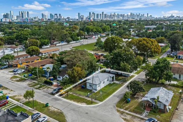 1244 NW 45TH ST