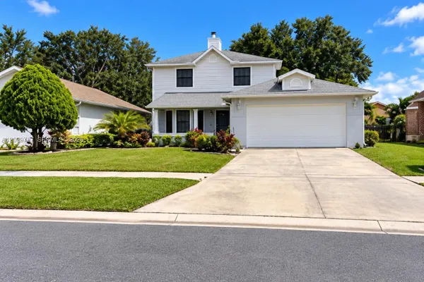 172 PINEWOOD CIR