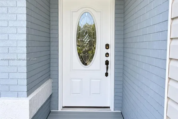 172 PINEWOOD CIR
