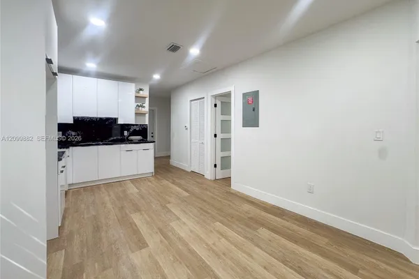 1427 NW 69TH TER