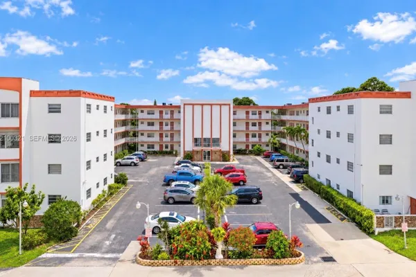 4000 NW 44TH AVE 113