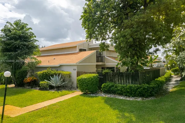 13298 NW 6TH CT