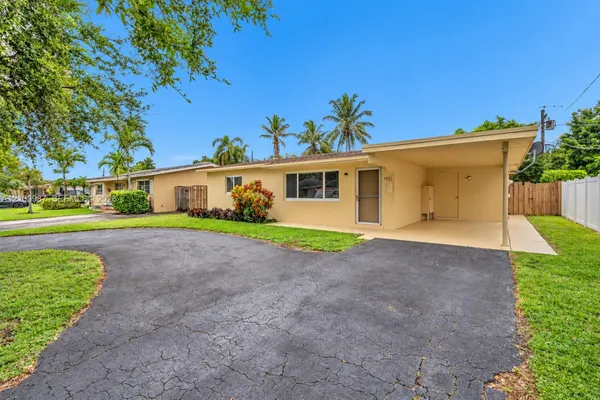 5031 SW 94TH TER